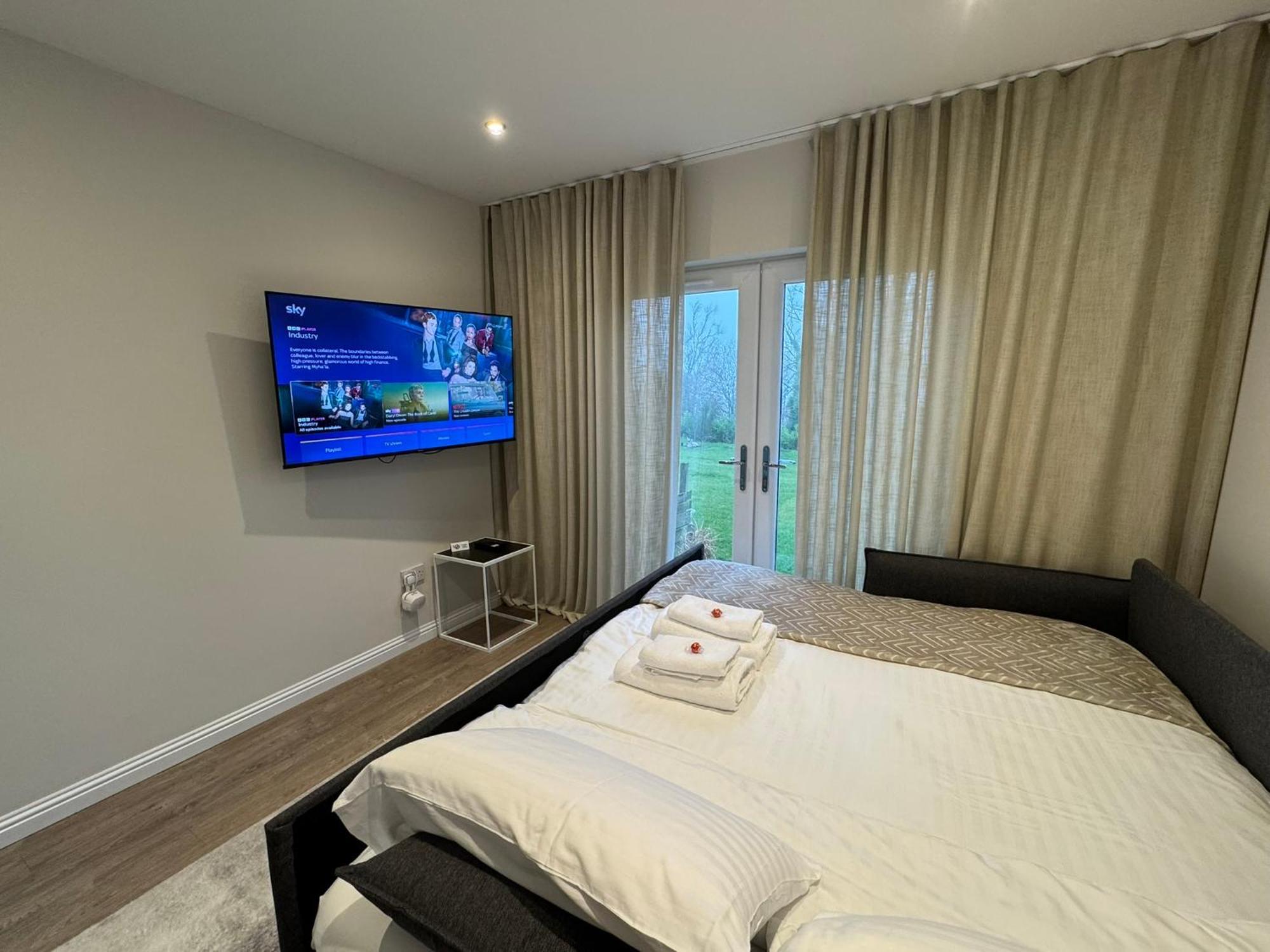 Luxury 2 Bedroom Cottage West Calder Luaran gambar